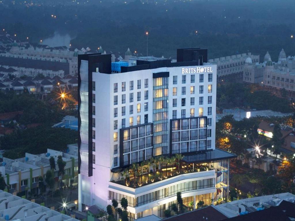 Brits Hotel Karawang Buitenkant foto